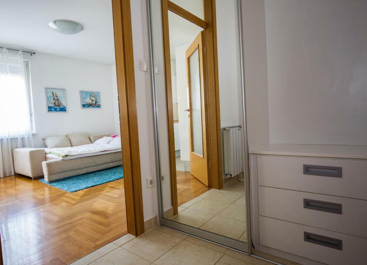 Apartment Luka Zagabria Esterno foto