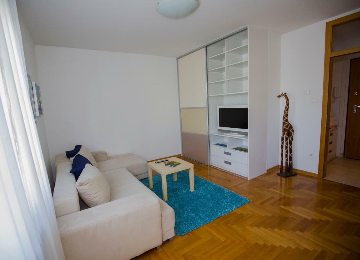 Apartment Luka Zagabria Esterno foto