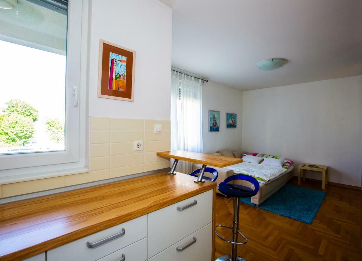 Apartment Luka Zagabria Esterno foto