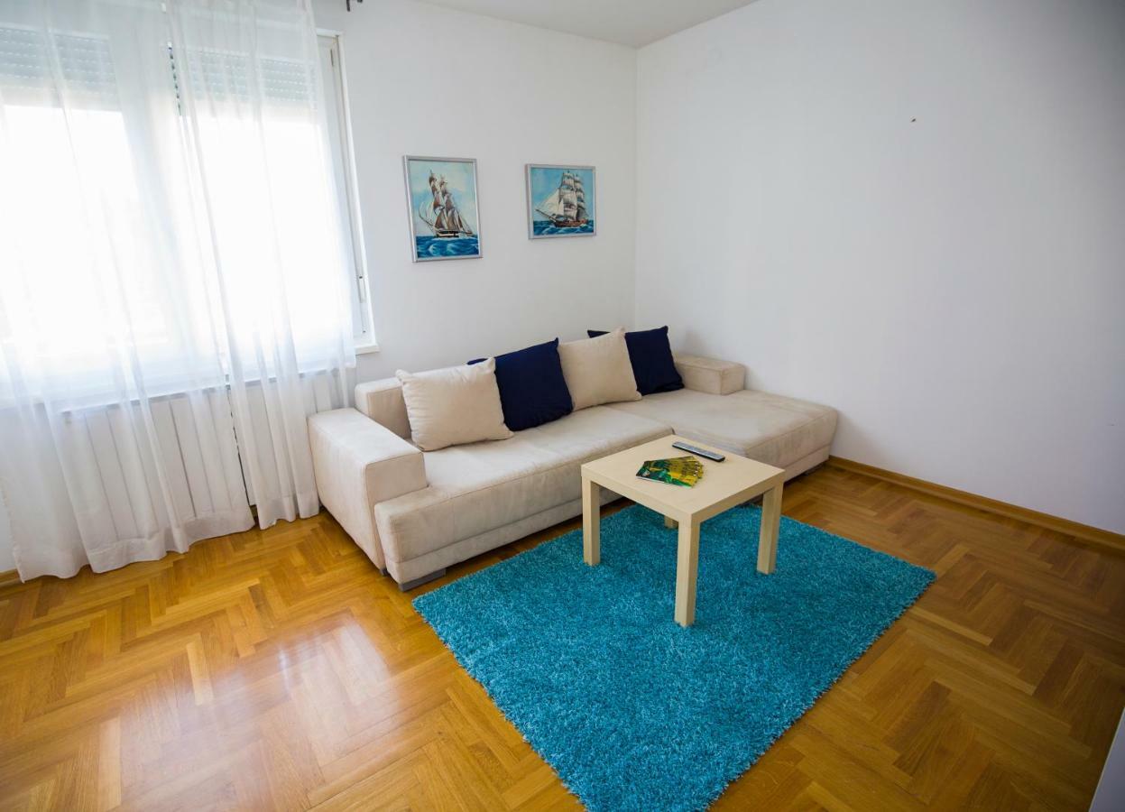 Apartment Luka Zagabria Esterno foto