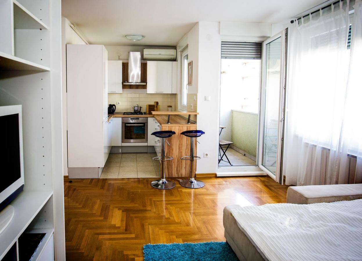 Apartment Luka Zagabria Esterno foto